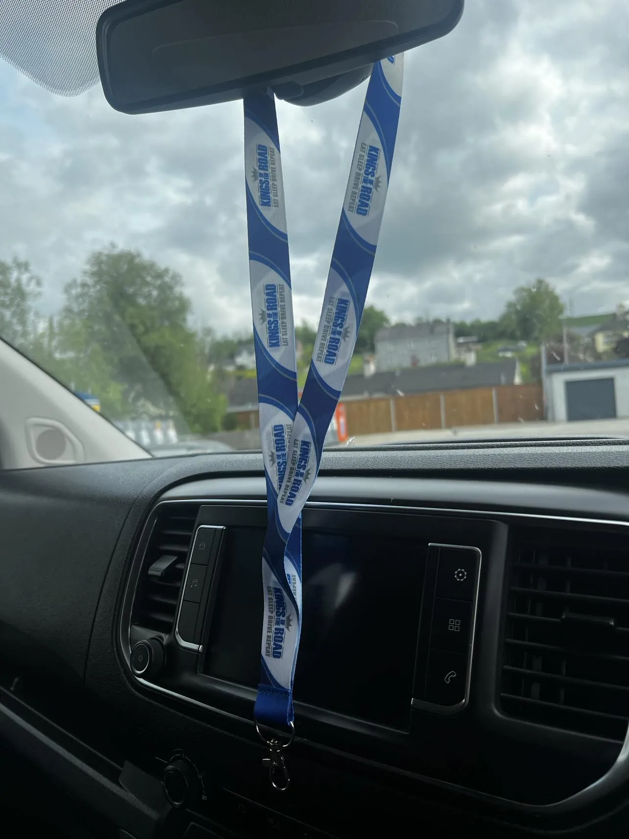 KINGS LANYARD