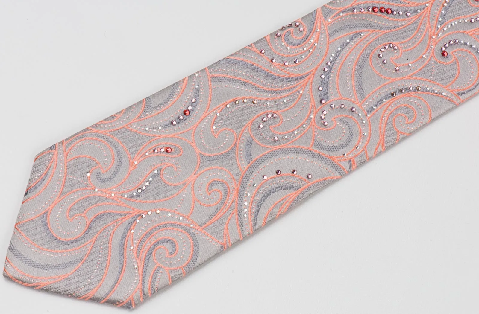 Perry Ellis Rhinestone Silk Necktie Peach Pink Paisley On Silver With Rhinestones