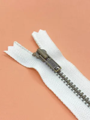 YKK® #4 Anti-Brass c/e White (501) DA Slider